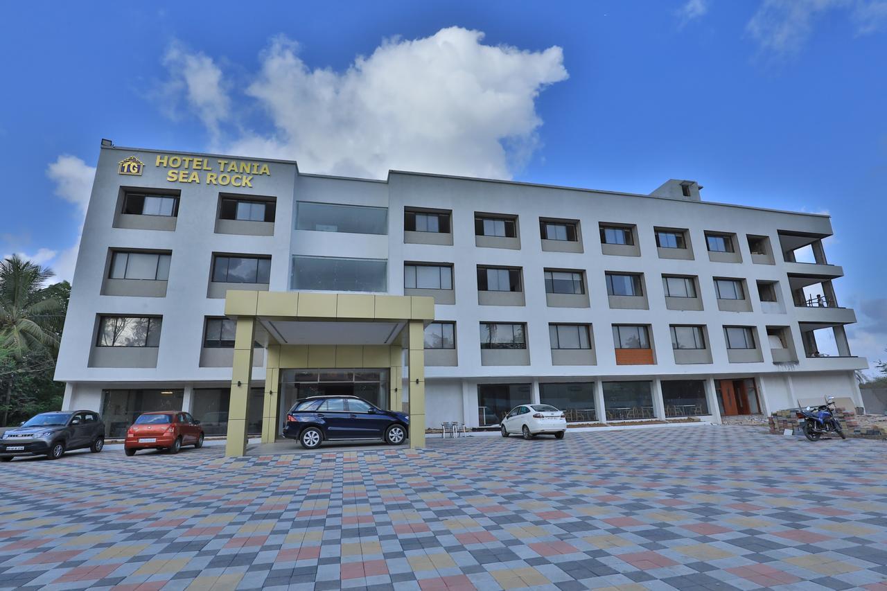 Hotel Tania Searock Daman Buitenkant foto