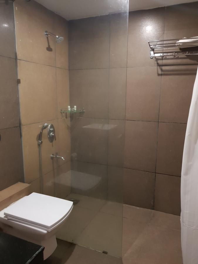 Hotel Tania Searock Daman Buitenkant foto